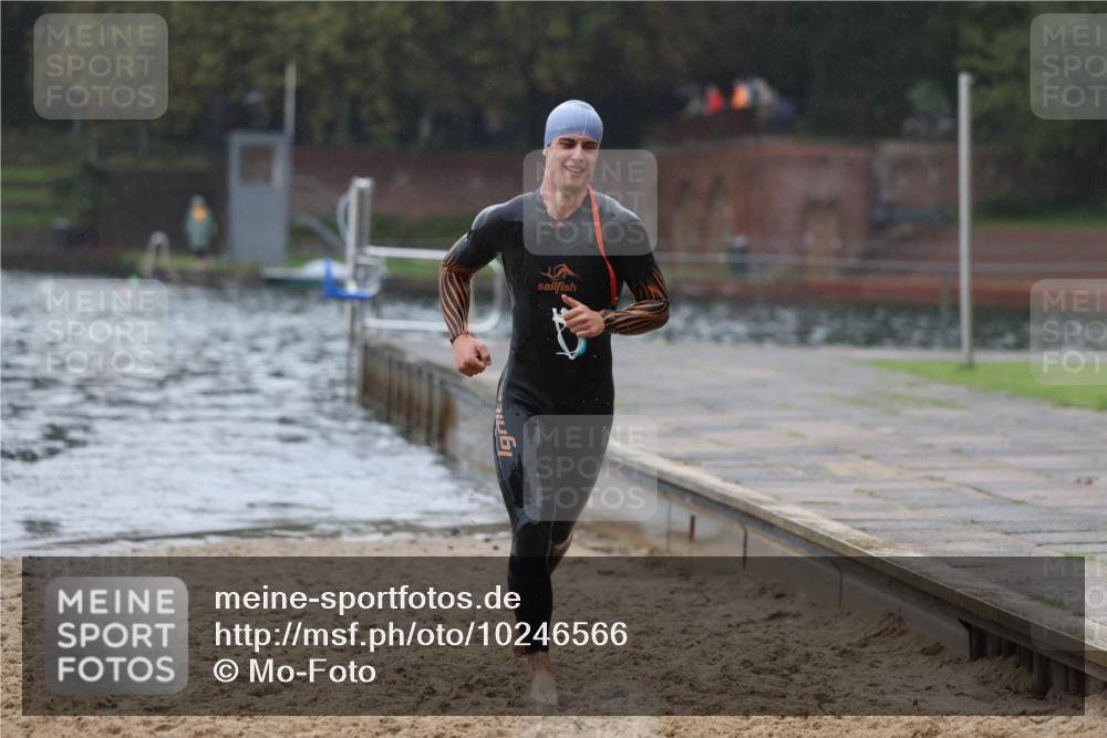 13.09.2026 - Stadtparktriathlon Mo-Foto http://msf.ph/oto/10246566 13.09.2026 12:50:55 Schwimmen 1366 meine-sportfotos.de
