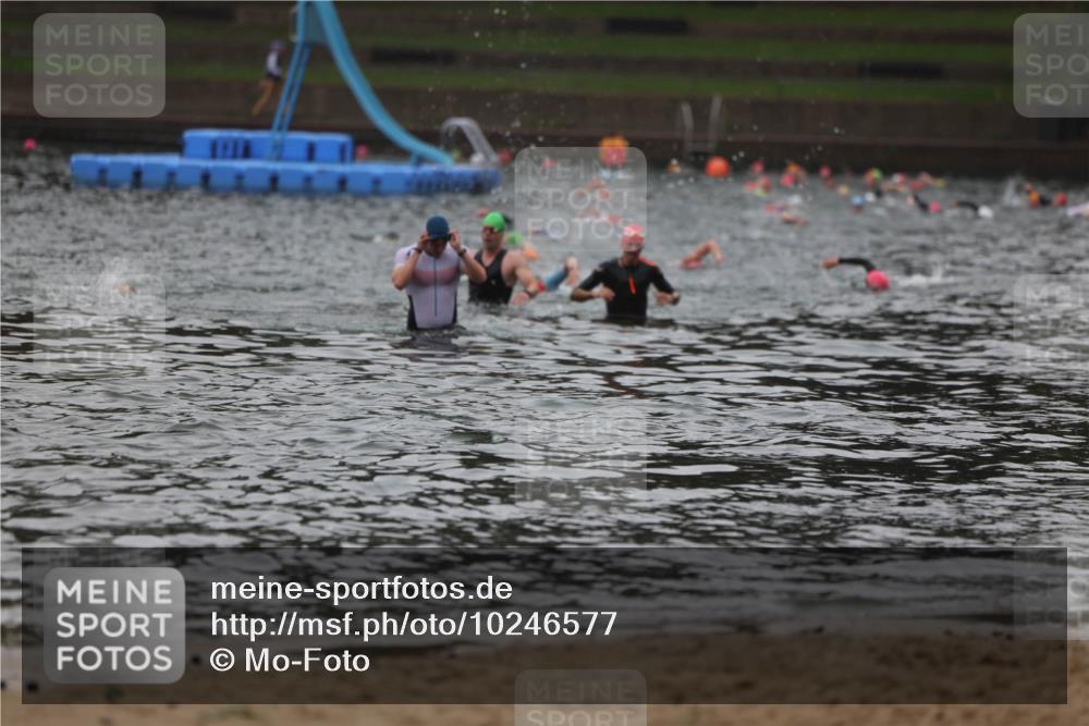 13.09.2026 - Stadtparktriathlon Mo-Foto http://msf.ph/oto/10246577 13.09.2026 12:51:05 Schwimmen  meine-sportfotos.de
