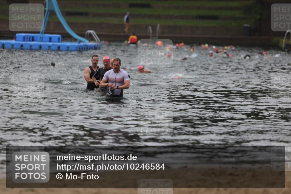 13.09.2026 - Stadtparktriathlon Mo-Foto http://msf.ph/oto/10246584 13.09.2026 12:51:10 Schwimmen 1427 meine-sportfotos.de