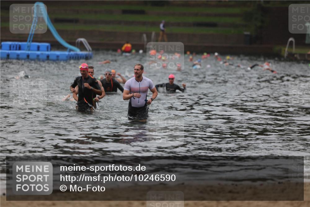 13.09.2026 - Stadtparktriathlon Mo-Foto http://msf.ph/oto/10246590 13.09.2026 12:51:12 Schwimmen 1407, 1426, 1427 meine-sportfotos.de