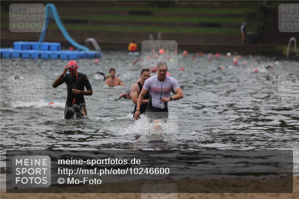 13.09.2026 - Stadtparktriathlon Mo-Foto http://msf.ph/oto/10246600 13.09.2026 12:51:16 Schwimmen 1392, 1407, 1426, 1427 meine-sportfotos.de