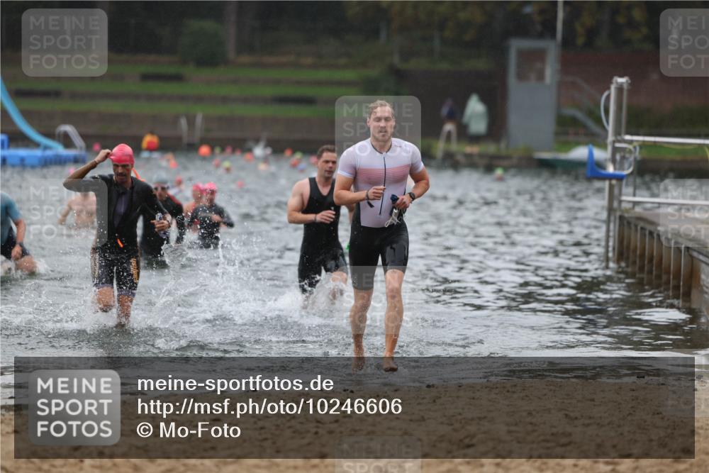 13.09.2026 - Stadtparktriathlon Mo-Foto http://msf.ph/oto/10246606 13.09.2026 12:51:19 Schwimmen 1386, 1392, 1407, 1426, 1427 meine-sportfotos.de
