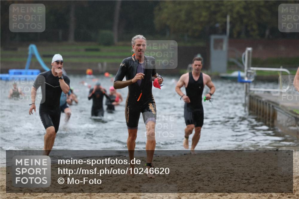 13.09.2026 - Stadtparktriathlon Mo-Foto http://msf.ph/oto/10246620 13.09.2026 12:51:23 Schwimmen 1310, 1386, 1389, 1392, 1407, 1426, 1427 meine-sportfotos.de
