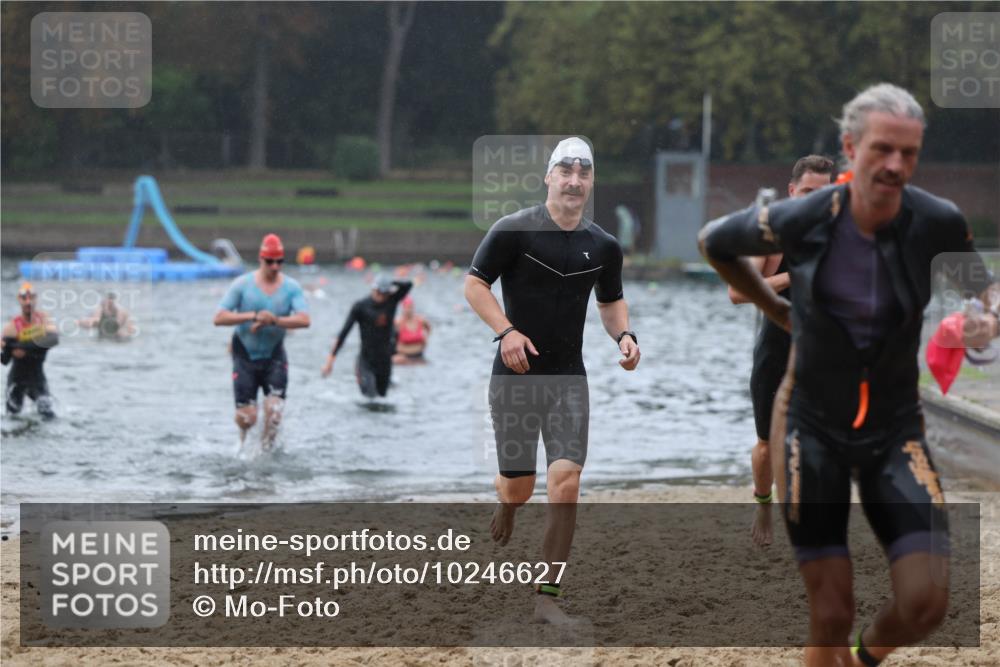 13.09.2026 - Stadtparktriathlon Mo-Foto http://msf.ph/oto/10246627 13.09.2026 12:51:25 Schwimmen 1310, 1386, 1389, 1392, 1407, 1426, 1427 meine-sportfotos.de
