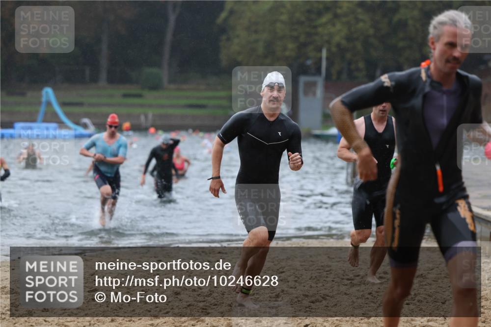 13.09.2026 - Stadtparktriathlon Mo-Foto http://msf.ph/oto/10246628 13.09.2026 12:51:25 Schwimmen 1310, 1386, 1389, 1392, 1407, 1426, 1427 meine-sportfotos.de