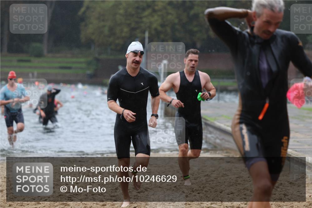 13.09.2026 - Stadtparktriathlon Mo-Foto http://msf.ph/oto/10246629 13.09.2026 12:51:25 Schwimmen 1310, 1386, 1389, 1392, 1407, 1426, 1427 meine-sportfotos.de