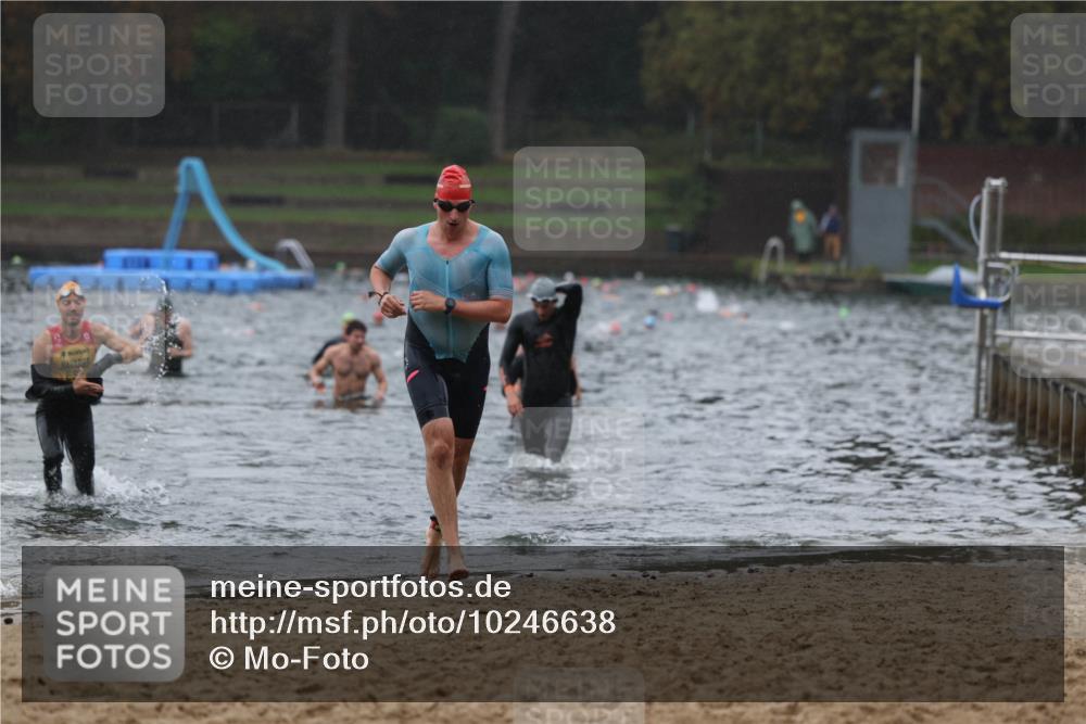13.09.2026 - Stadtparktriathlon Mo-Foto http://msf.ph/oto/10246638 13.09.2026 12:51:27 Schwimmen 1310, 1369, 1386, 1389, 1392, 1407, 1426, 1427 meine-sportfotos.de