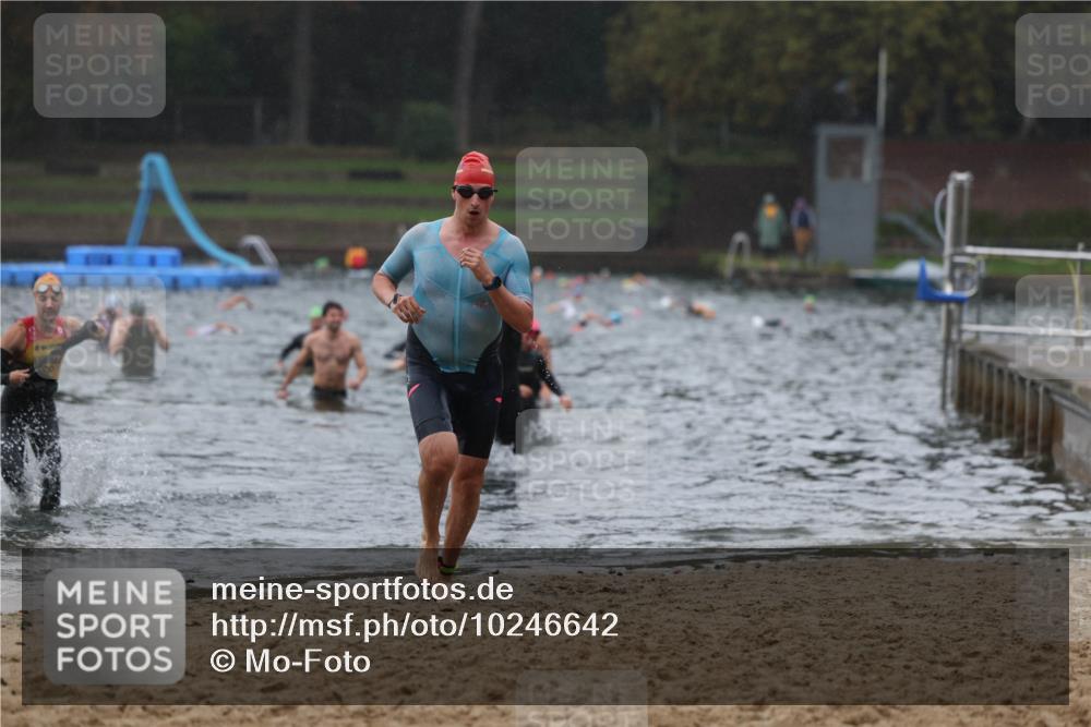 13.09.2026 - Stadtparktriathlon Mo-Foto http://msf.ph/oto/10246642 13.09.2026 12:51:27 Schwimmen 1310, 1369, 1386, 1389, 1392, 1407, 1426, 1427 meine-sportfotos.de