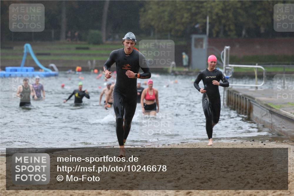 13.09.2026 - Stadtparktriathlon Mo-Foto http://msf.ph/oto/10246678 13.09.2026 12:51:34 Schwimmen 1310, 1346, 1369, 1374, 1386, 1389, 1392 meine-sportfotos.de