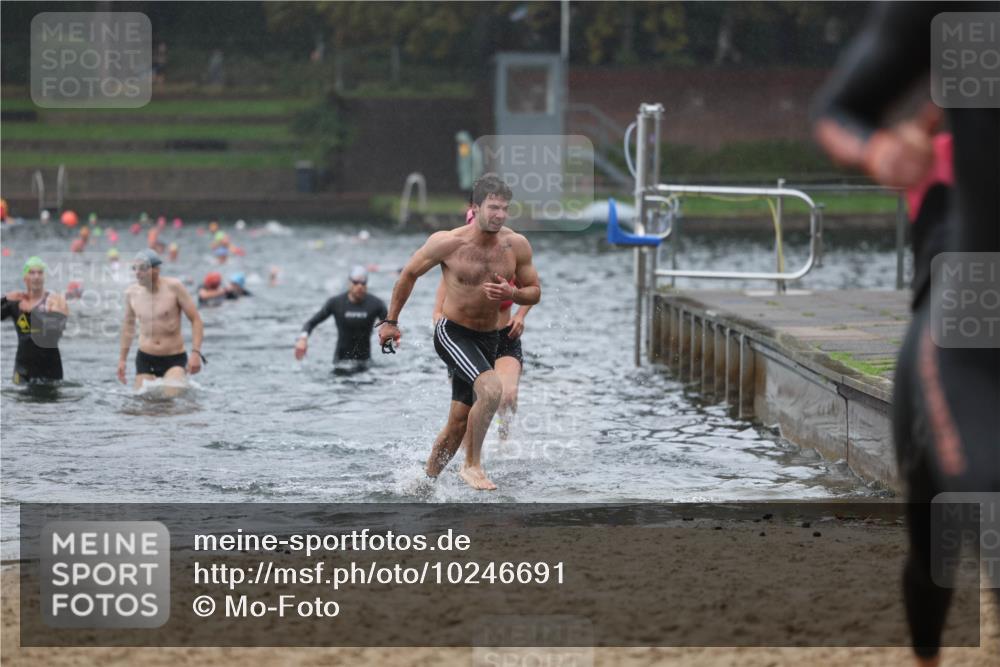 13.09.2026 - Stadtparktriathlon Mo-Foto http://msf.ph/oto/10246691 13.09.2026 12:51:37 Schwimmen 1310, 1346, 1369, 1374, 1377, 1383, 1389, 1409 meine-sportfotos.de