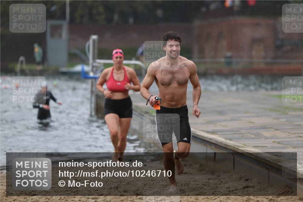 13.09.2026 - Stadtparktriathlon Mo-Foto http://msf.ph/oto/10246710 13.09.2026 12:51:40 Schwimmen 1310, 1338, 1346, 1369, 1374, 1377, 1383, 1389, 1409 meine-sportfotos.de