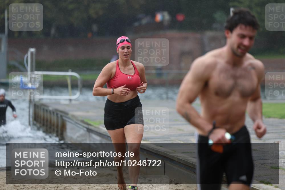 13.09.2026 - Stadtparktriathlon Mo-Foto http://msf.ph/oto/10246722 13.09.2026 12:51:41 Schwimmen 1310, 1338, 1346, 1369, 1374, 1377, 1383, 1389, 1409 meine-sportfotos.de