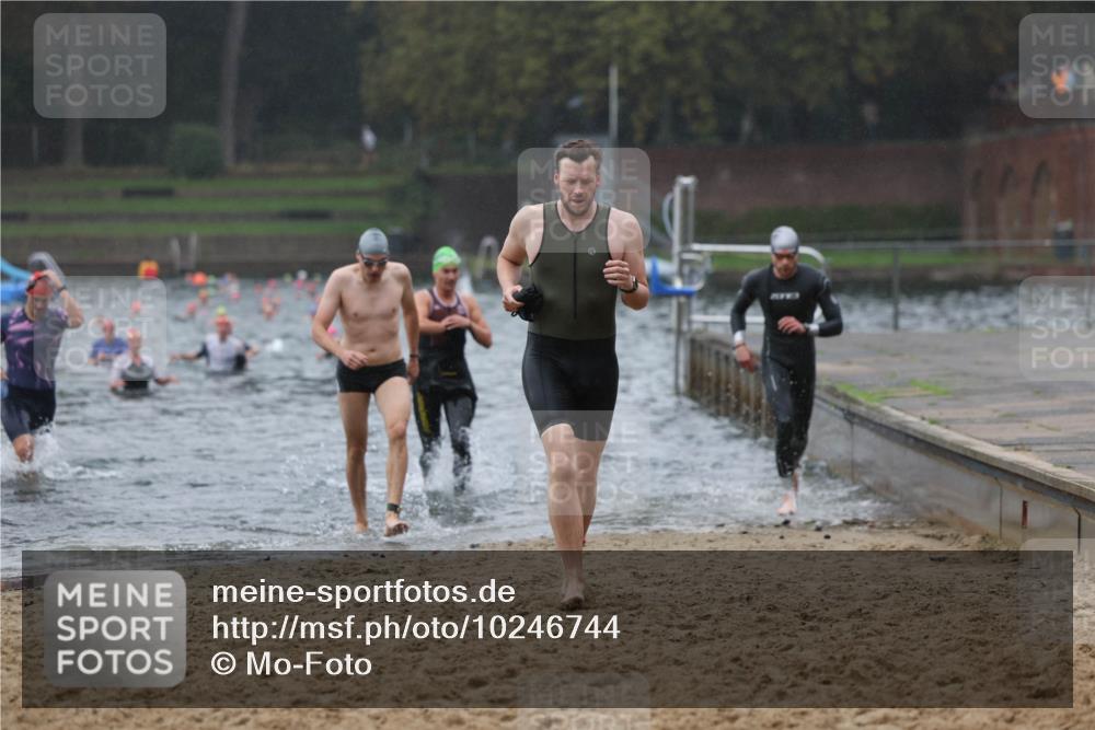 13.09.2026 - Stadtparktriathlon Mo-Foto http://msf.ph/oto/10246744 13.09.2026 12:51:45 Schwimmen 1338, 1346, 1374, 1377, 1383, 1409 meine-sportfotos.de