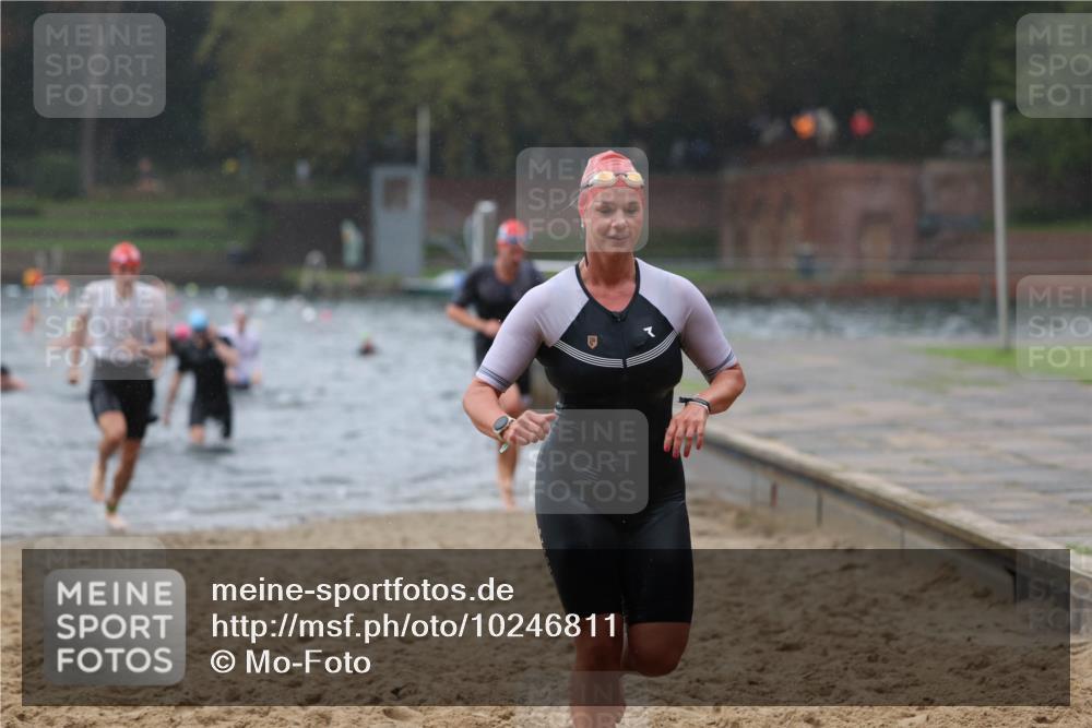 13.09.2026 - Stadtparktriathlon Mo-Foto http://msf.ph/oto/10246811 13.09.2026 12:52:03 Schwimmen 1336, 1352, 1353, 1360, 1420 meine-sportfotos.de