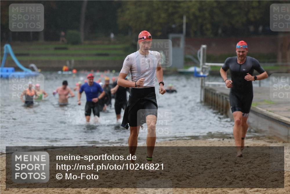 13.09.2026 - Stadtparktriathlon Mo-Foto http://msf.ph/oto/10246821 13.09.2026 12:52:05 Schwimmen 1336, 1352, 1353, 1360, 1378, 1420 meine-sportfotos.de