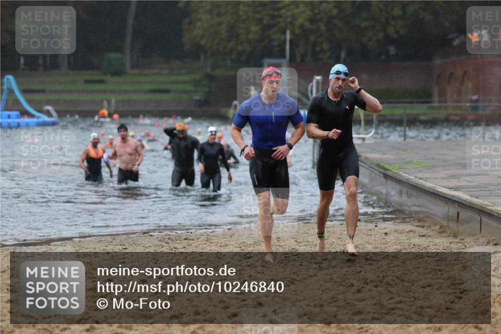 13.09.2026 - Stadtparktriathlon Mo-Foto http://msf.ph/oto/10246840 13.09.2026 12:52:09 Schwimmen 1312, 1319, 1336, 1352, 1353, 1358, 1360, 1378 meine-sportfotos.de