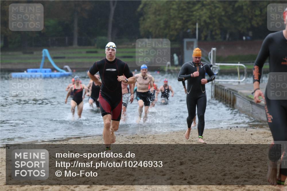 13.09.2026 - Stadtparktriathlon Mo-Foto http://msf.ph/oto/10246933 13.09.2026 12:52:29 Schwimmen 1322, 1324, 1333, 1339, 1340, 1343, 1350, 1357, 1362, 1379, 1385, 1397, 1404, 1418 meine-sportfotos.de