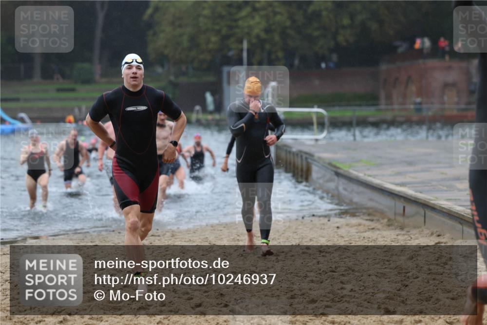 13.09.2026 - Stadtparktriathlon Mo-Foto http://msf.ph/oto/10246937 13.09.2026 12:52:30 Schwimmen 1322, 1324, 1333, 1339, 1340, 1343, 1350, 1357, 1362, 1379, 1385, 1397, 1404, 1418 meine-sportfotos.de