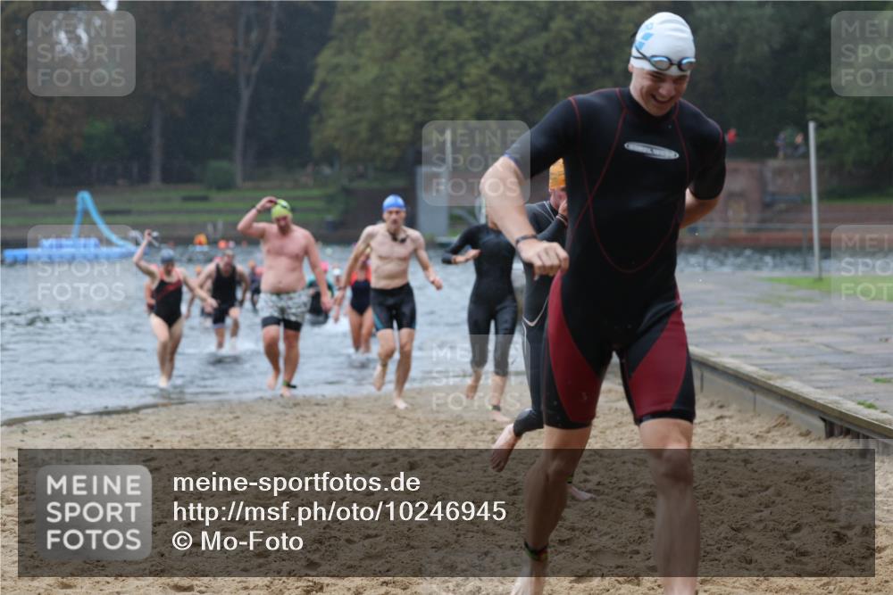 13.09.2026 - Stadtparktriathlon Mo-Foto http://msf.ph/oto/10246945 13.09.2026 12:52:32 Schwimmen 1322, 1323, 1324, 1333, 1339, 1340, 1343, 1350, 1362, 1379, 1385, 1397, 1418 meine-sportfotos.de