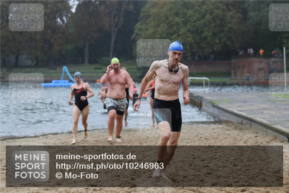 13.09.2026 - Stadtparktriathlon Mo-Foto http://msf.ph/oto/10246963 13.09.2026 12:52:35 Schwimmen 1323, 1324, 1333, 1340, 1343, 1350, 1362, 1379, 1385, 1412, 1418 meine-sportfotos.de