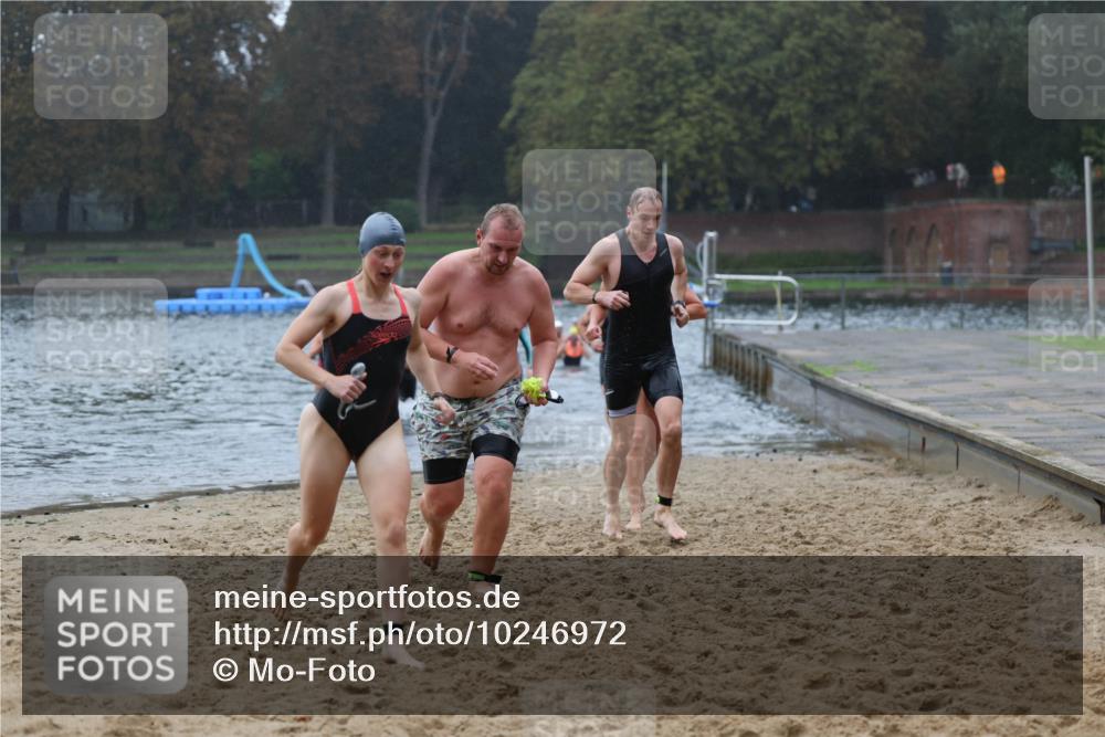 13.09.2026 - Stadtparktriathlon Mo-Foto http://msf.ph/oto/10246972 13.09.2026 12:52:37 Schwimmen 1323, 1324, 1333, 1340, 1343, 1350, 1362, 1367, 1379, 1385, 1412, 1418 meine-sportfotos.de