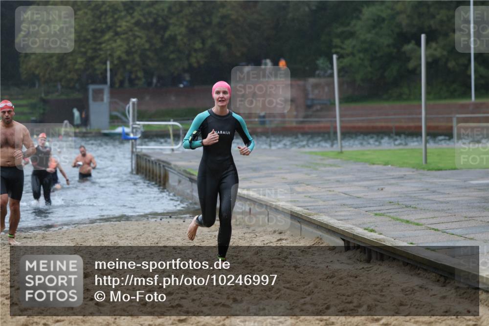 13.09.2026 - Stadtparktriathlon Mo-Foto http://msf.ph/oto/10246997 13.09.2026 12:52:42 Schwimmen 1323, 1333, 1343, 1350, 1362, 1367, 1401, 1406, 1412, 1418, 1428 meine-sportfotos.de