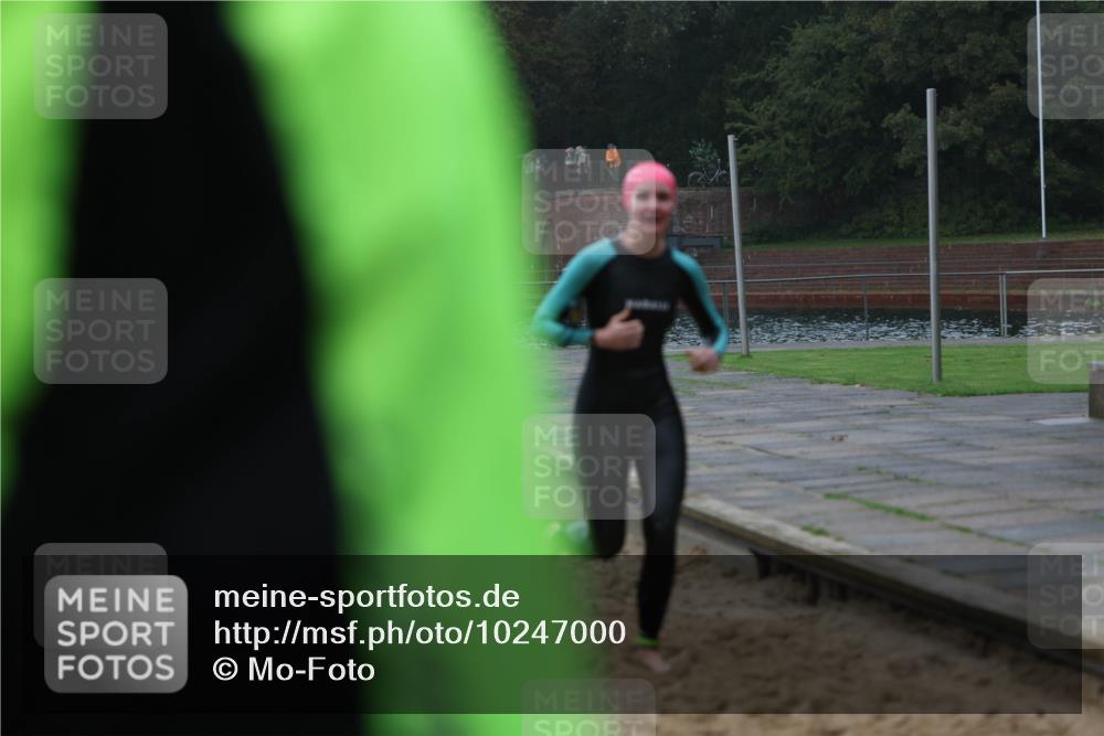 13.09.2026 - Stadtparktriathlon Mo-Foto http://msf.ph/oto/10247000 13.09.2026 12:52:43 Schwimmen 1323, 1343, 1350, 1362, 1367, 1401, 1406, 1412, 1418, 1428 meine-sportfotos.de