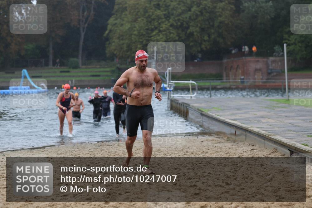 13.09.2026 - Stadtparktriathlon Mo-Foto http://msf.ph/oto/10247007 13.09.2026 12:52:45 Schwimmen 1323, 1334, 1343, 1344, 1367, 1391, 1401, 1406, 1412, 1418, 1428 meine-sportfotos.de