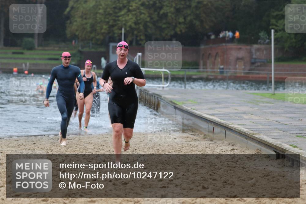 13.09.2026 - Stadtparktriathlon Mo-Foto http://msf.ph/oto/10247122 13.09.2026 12:53:17 Schwimmen 1317, 1329, 1330, 1359, 1363, 1370, 1411, 1422 meine-sportfotos.de