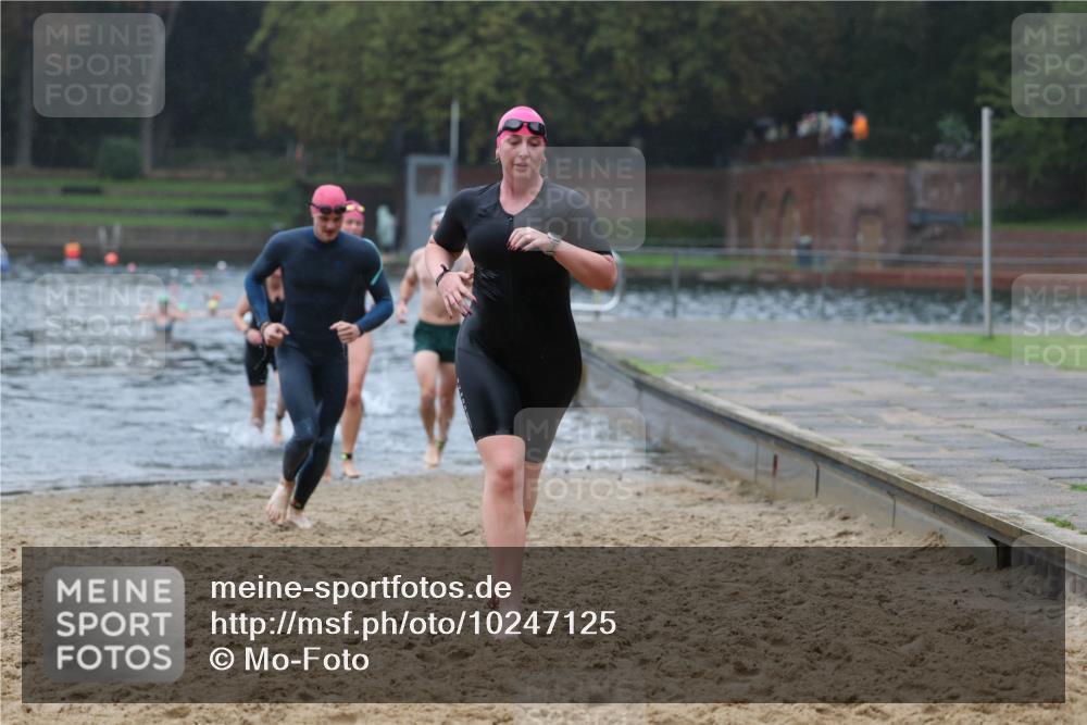 13.09.2026 - Stadtparktriathlon Mo-Foto http://msf.ph/oto/10247125 13.09.2026 12:53:17 Schwimmen 1317, 1329, 1330, 1359, 1363, 1370, 1411, 1422 meine-sportfotos.de