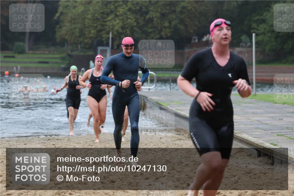 13.09.2026 - Stadtparktriathlon Mo-Foto http://msf.ph/oto/10247130 13.09.2026 12:53:19 Schwimmen 1317, 1329, 1330, 1359, 1363, 1370, 1411, 1422 meine-sportfotos.de