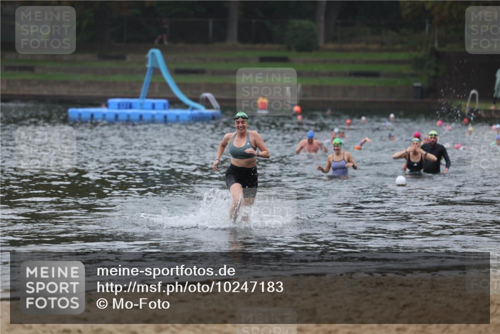 13.09.2026 - Stadtparktriathlon Mo-Foto http://msf.ph/oto/10247183 13.09.2026 12:53:31 Schwimmen 1351, 1356, 1370 meine-sportfotos.de