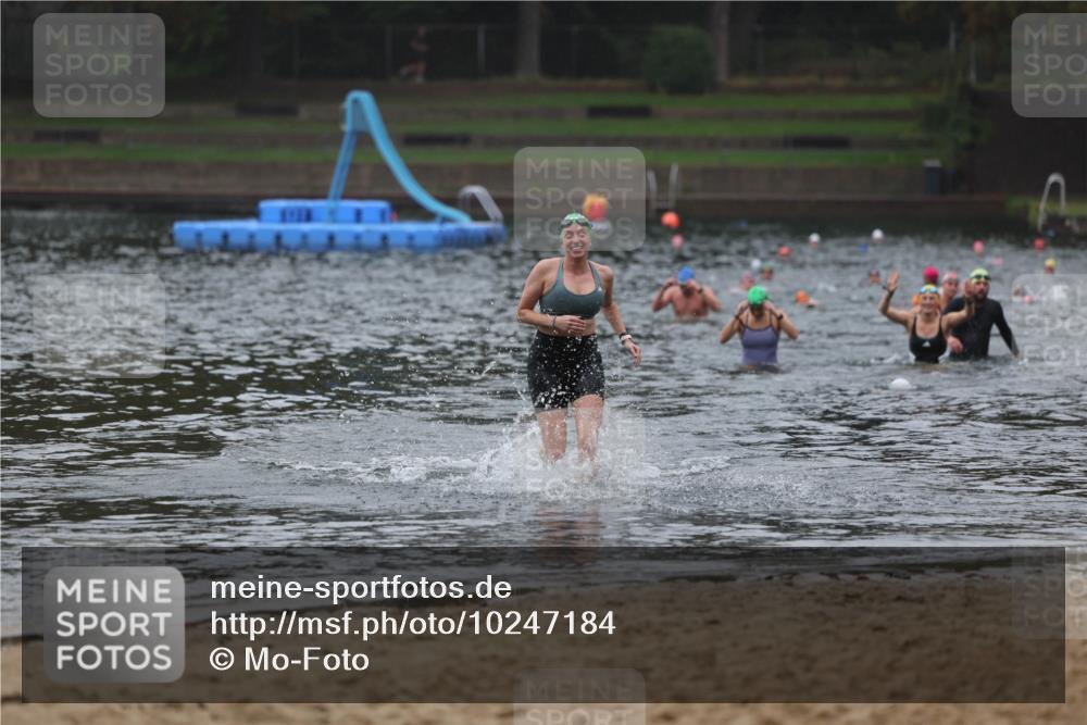 13.09.2026 - Stadtparktriathlon Mo-Foto http://msf.ph/oto/10247184 13.09.2026 12:53:31 Schwimmen 1351, 1356, 1370 meine-sportfotos.de
