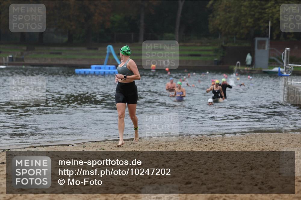 13.09.2026 - Stadtparktriathlon Mo-Foto http://msf.ph/oto/10247202 13.09.2026 12:53:34 Schwimmen 1351, 1356 meine-sportfotos.de