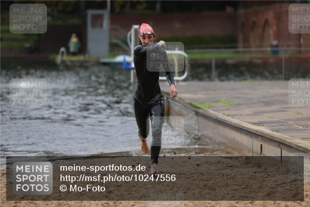 13.09.2026 - Stadtparktriathlon Mo-Foto http://msf.ph/oto/10247556 13.09.2026 13:07:55 Schwimmen 1465 meine-sportfotos.de