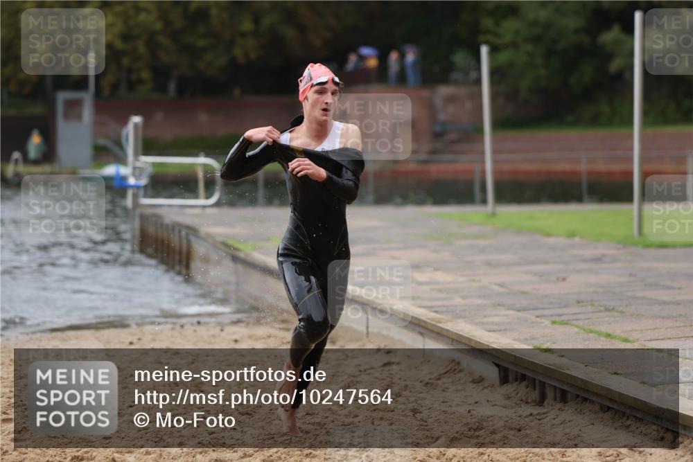 13.09.2026 - Stadtparktriathlon Mo-Foto http://msf.ph/oto/10247564 13.09.2026 13:07:56 Schwimmen 1465 meine-sportfotos.de