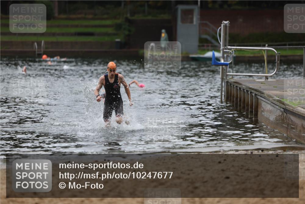 13.09.2026 - Stadtparktriathlon Mo-Foto http://msf.ph/oto/10247677 13.09.2026 13:09:34 Schwimmen 1460, 1473 meine-sportfotos.de