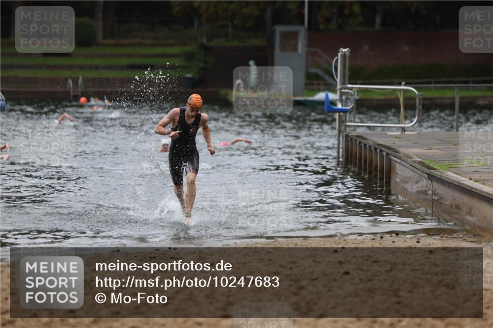 13.09.2026 - Stadtparktriathlon Mo-Foto http://msf.ph/oto/10247683 13.09.2026 13:09:35 Schwimmen 1460, 1473 meine-sportfotos.de