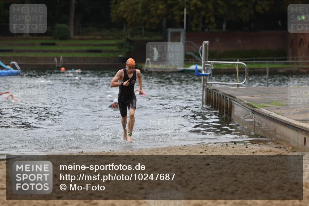 13.09.2026 - Stadtparktriathlon Mo-Foto http://msf.ph/oto/10247687 13.09.2026 13:09:36 Schwimmen 1460, 1461, 1473 meine-sportfotos.de