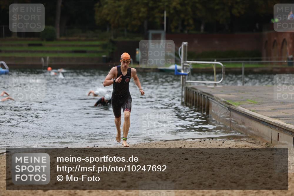 13.09.2026 - Stadtparktriathlon Mo-Foto http://msf.ph/oto/10247692 13.09.2026 13:09:36 Schwimmen 1460, 1461, 1473 meine-sportfotos.de