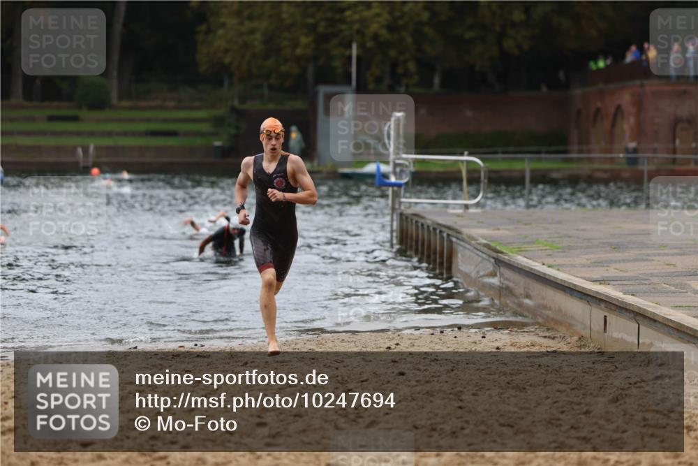 13.09.2026 - Stadtparktriathlon Mo-Foto http://msf.ph/oto/10247694 13.09.2026 13:09:37 Schwimmen 1460, 1461, 1473 meine-sportfotos.de
