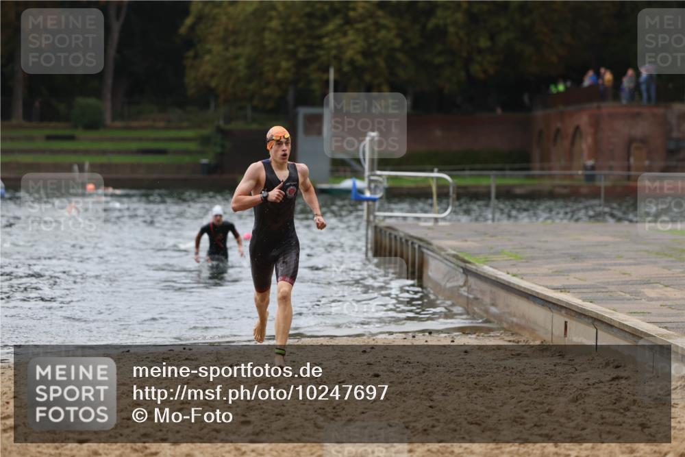 13.09.2026 - Stadtparktriathlon Mo-Foto http://msf.ph/oto/10247697 13.09.2026 13:09:37 Schwimmen 1460, 1461, 1473 meine-sportfotos.de