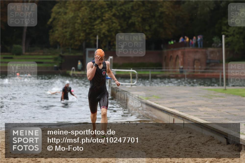 13.09.2026 - Stadtparktriathlon Mo-Foto http://msf.ph/oto/10247701 13.09.2026 13:09:38 Schwimmen 1453, 1460, 1461, 1473 meine-sportfotos.de