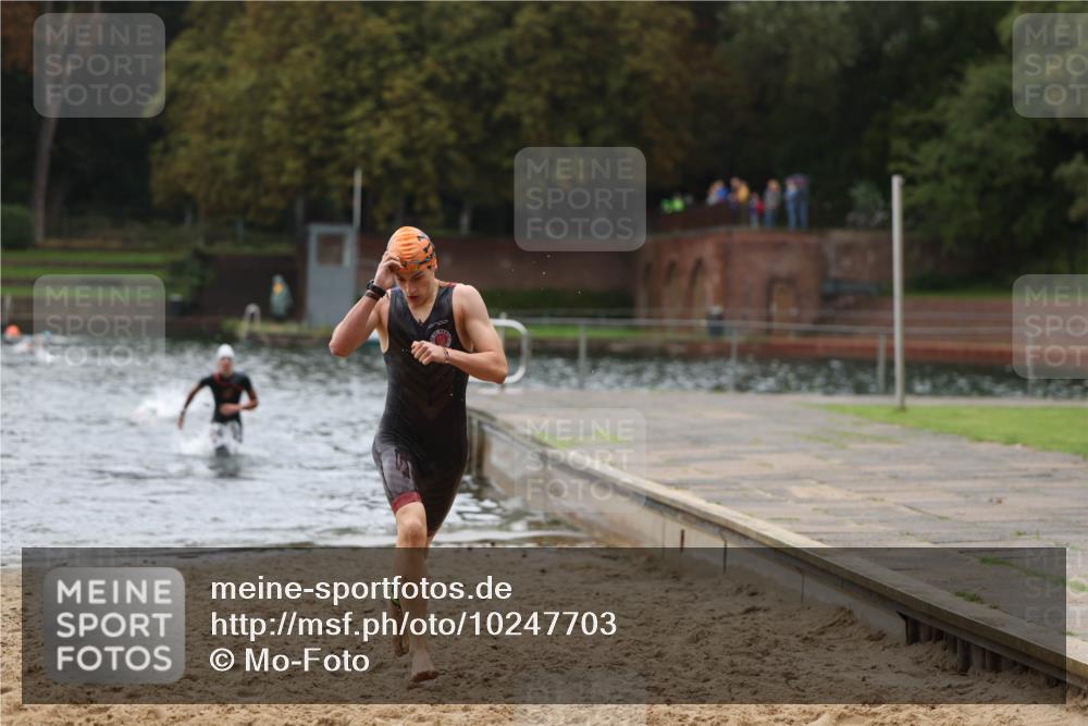 13.09.2026 - Stadtparktriathlon Mo-Foto http://msf.ph/oto/10247703 13.09.2026 13:09:38 Schwimmen 1453, 1460, 1461, 1473 meine-sportfotos.de