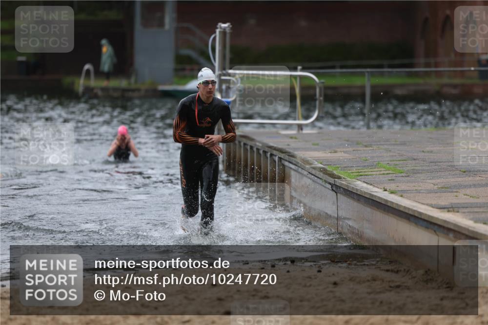 13.09.2026 - Stadtparktriathlon Mo-Foto http://msf.ph/oto/10247720 13.09.2026 13:09:42 Schwimmen 1437, 1453, 1460, 1461, 1473 meine-sportfotos.de