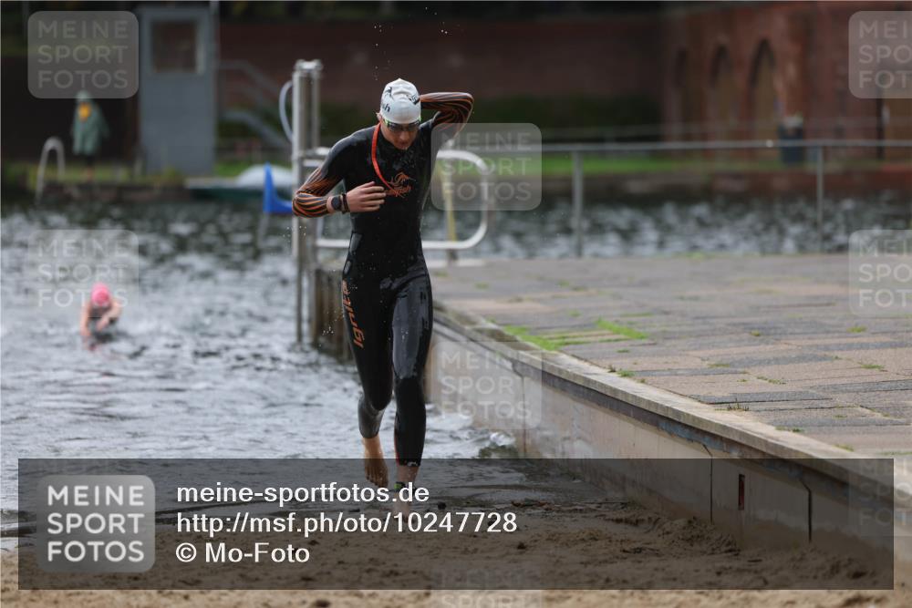 13.09.2026 - Stadtparktriathlon Mo-Foto http://msf.ph/oto/10247728 13.09.2026 13:09:44 Schwimmen 1435, 1437, 1453, 1460, 1461, 1464 meine-sportfotos.de
