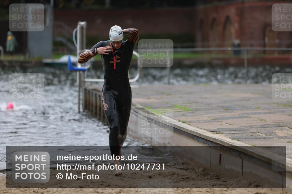 13.09.2026 - Stadtparktriathlon Mo-Foto http://msf.ph/oto/10247731 13.09.2026 13:09:44 Schwimmen 1435, 1437, 1453, 1460, 1461, 1464 meine-sportfotos.de