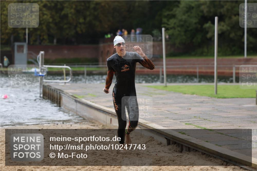13.09.2026 - Stadtparktriathlon Mo-Foto http://msf.ph/oto/10247743 13.09.2026 13:09:46 Schwimmen 1435, 1437, 1453, 1460, 1461, 1464 meine-sportfotos.de