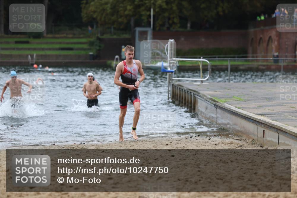 13.09.2026 - Stadtparktriathlon Mo-Foto http://msf.ph/oto/10247750 13.09.2026 13:09:48 Schwimmen 1435, 1437, 1453, 1460, 1461, 1464 meine-sportfotos.de