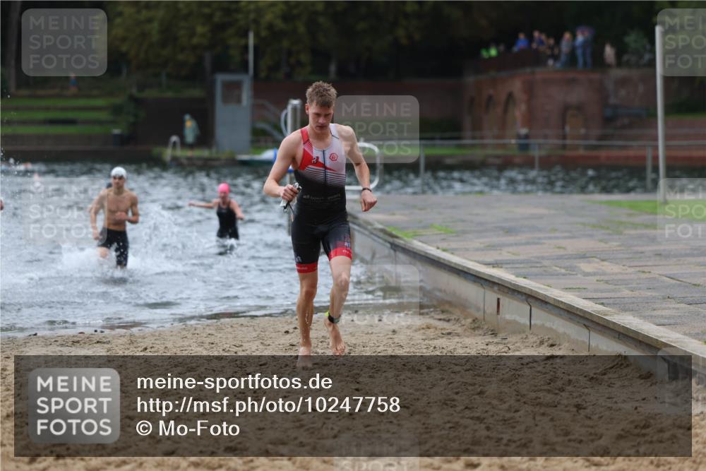 13.09.2026 - Stadtparktriathlon Mo-Foto http://msf.ph/oto/10247758 13.09.2026 13:09:49 Schwimmen 1435, 1437, 1453, 1460, 1461, 1464 meine-sportfotos.de